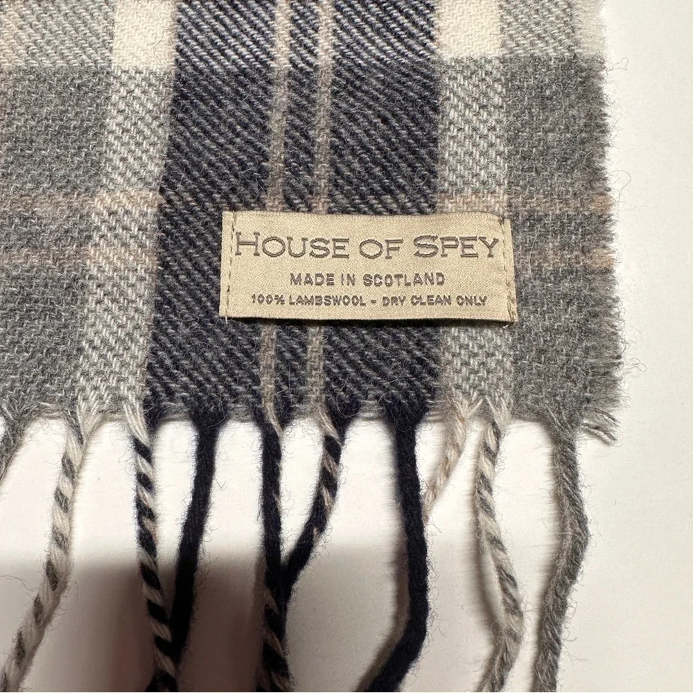 Lambswool House Of Spey Scotland Plaid Fringed Scarf Gray Black Beige 72x9.5”
